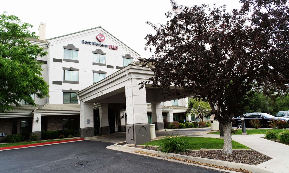 Carterville Hotel | Best Western Plus Provo University Inn