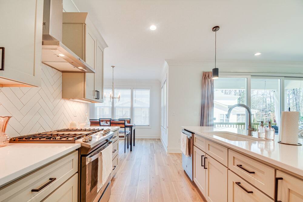 North Raleigh House | Modern Raleigh Home < 9 Mi to Downtown!
