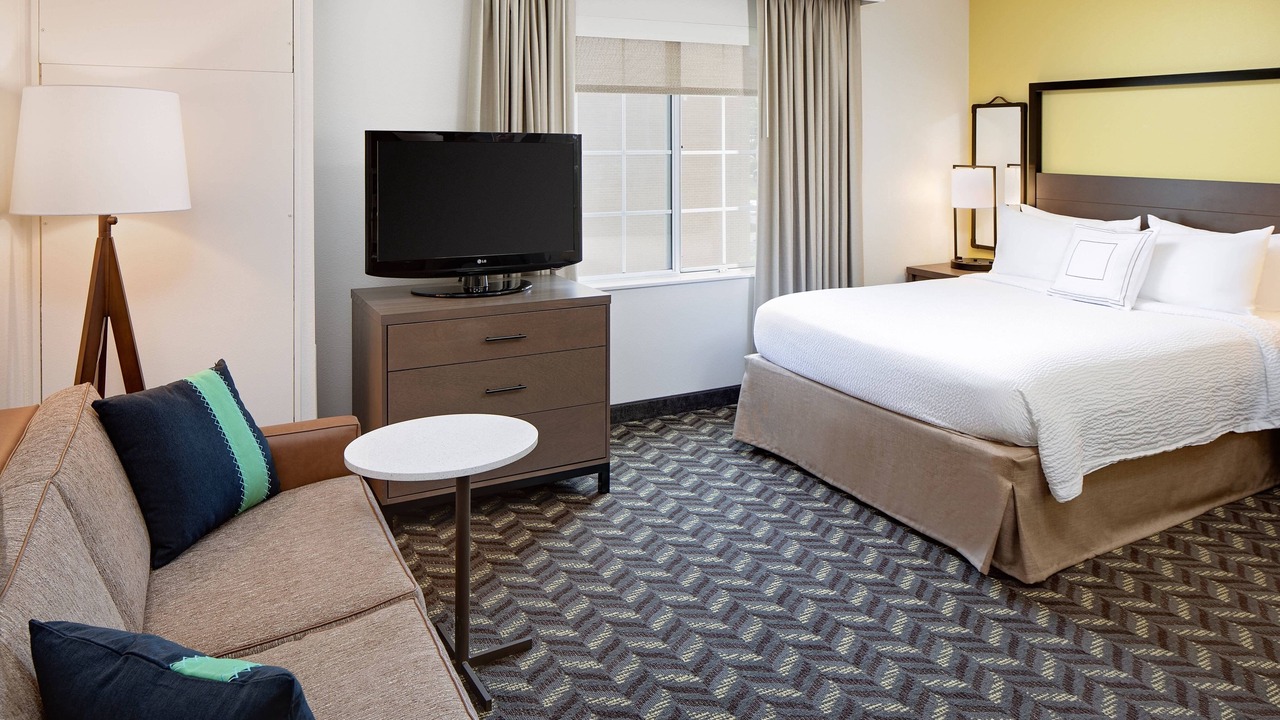 Photo of Bedroom in Tysons
