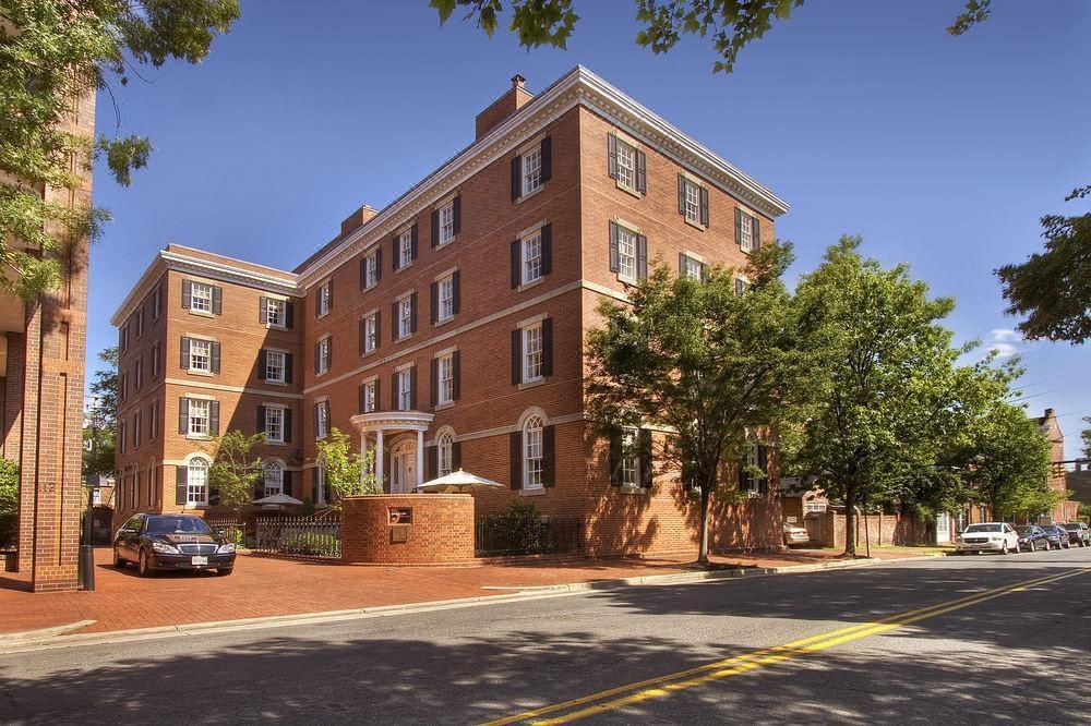 Photo of Buildings in Old Town Alexandria