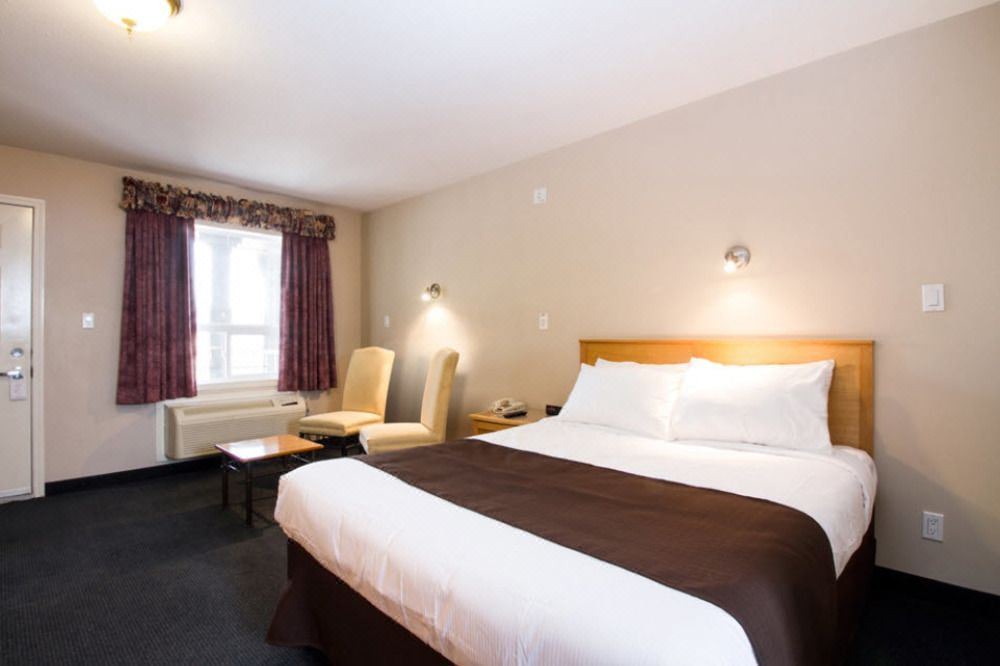 Photo of Bedroom in Drayton Valley