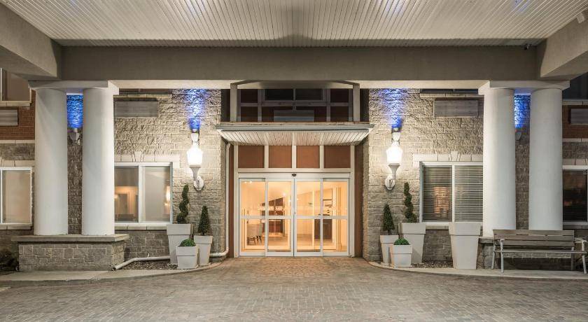 Photo of Others in Gananoque