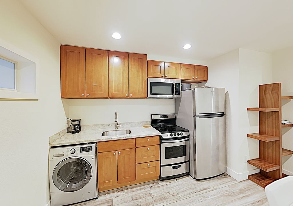 Photo of Kitchen in Squire Park