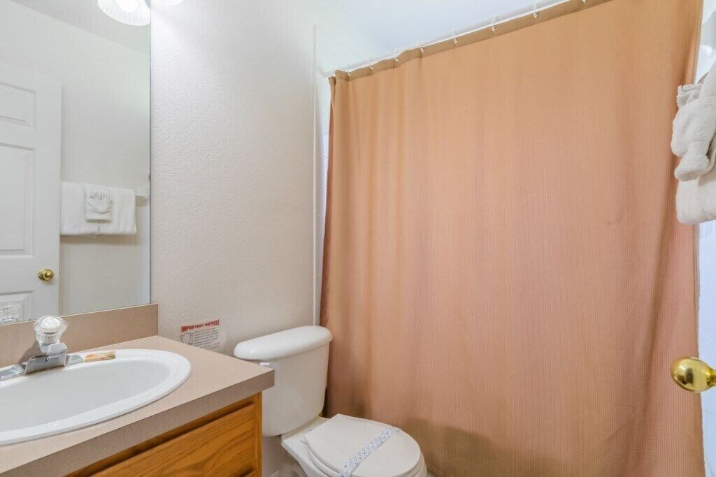 Photo of Bathroom in Hillcrest Estates