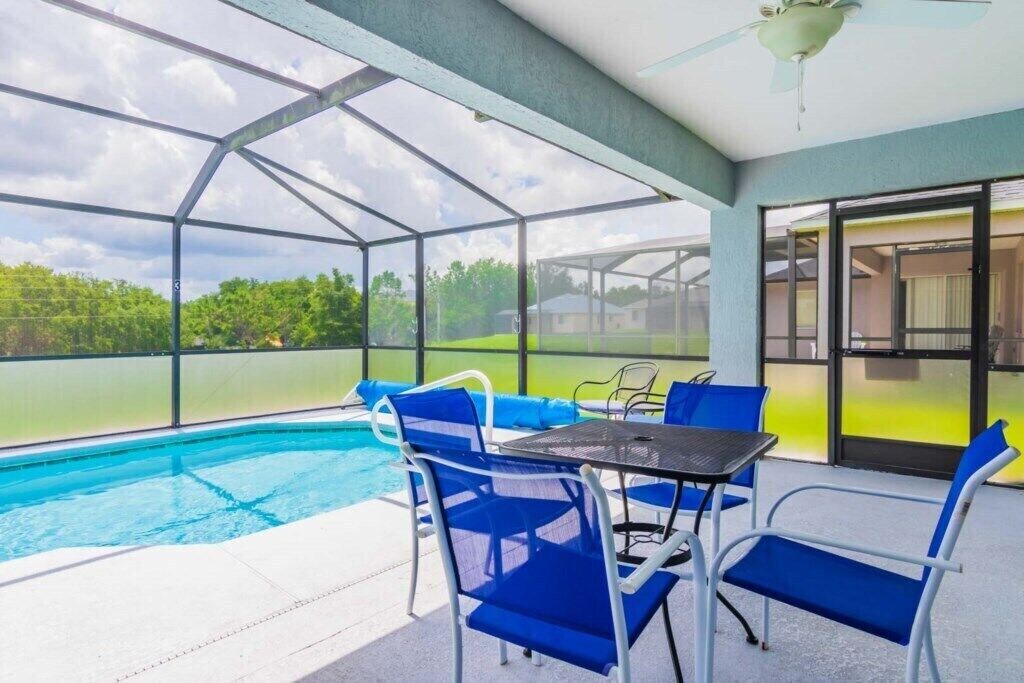 Photo of Outdoor in Hillcrest Estates