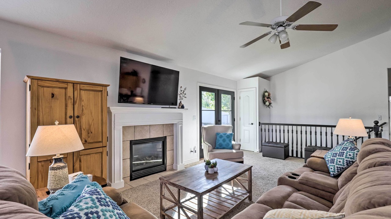 Photo of Livingroom in Provo