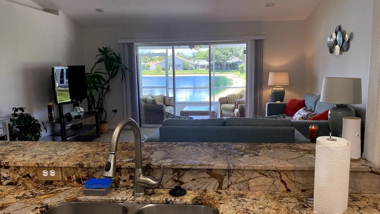Photo of Livingroom in Trailer Estates