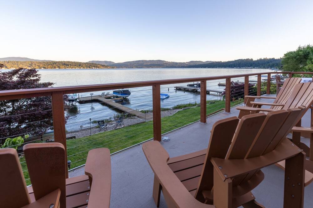 Photo of Outdoor in Northeast Bellevue