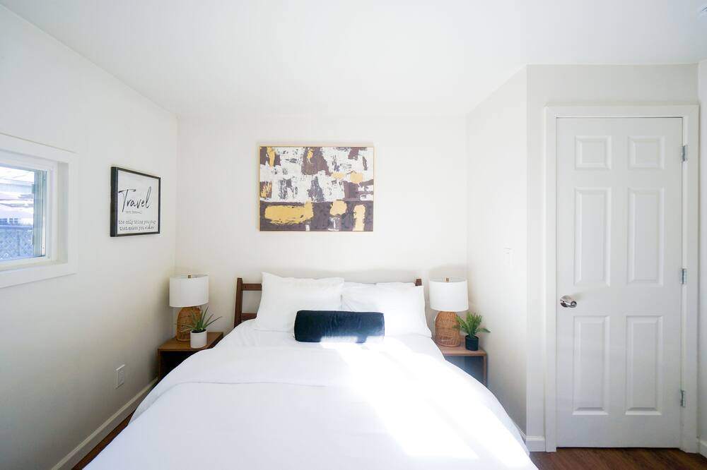 Photo of Bedroom in South Beacon Hill