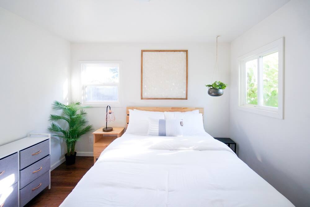 Photo of Bedroom in South Beacon Hill