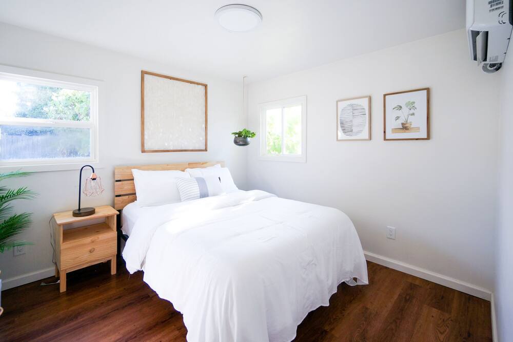 Photo of Bedroom in South Beacon Hill