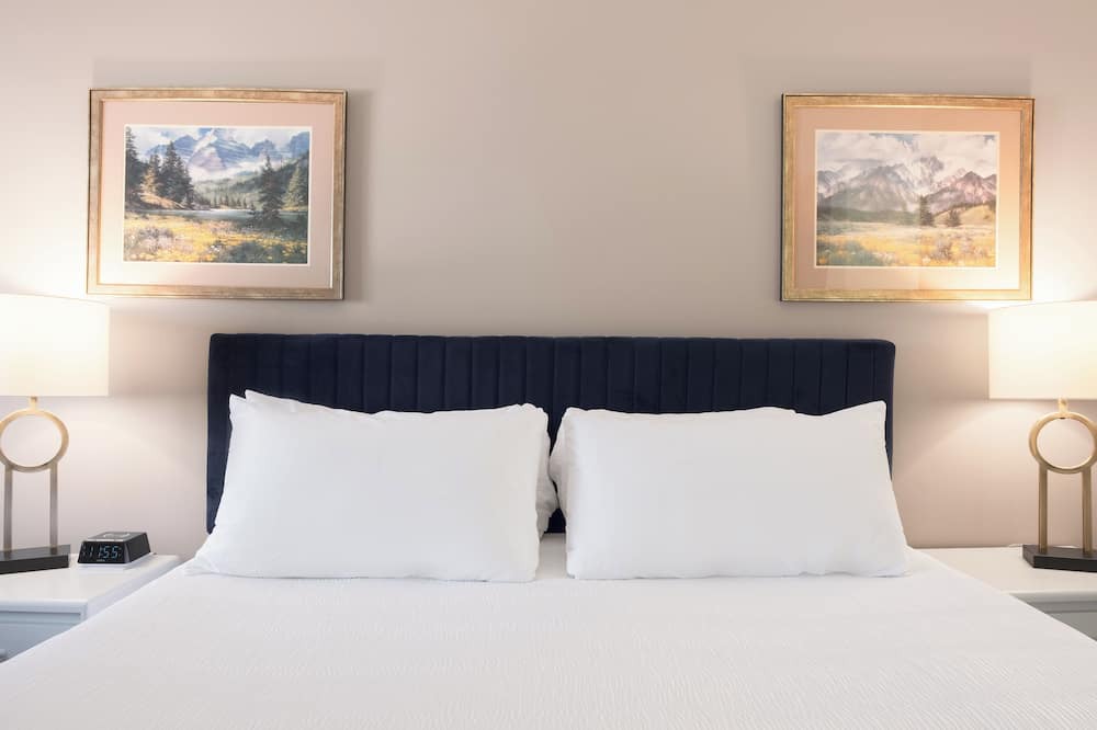 Photo of Bedroom in Okanagan-Similkameen