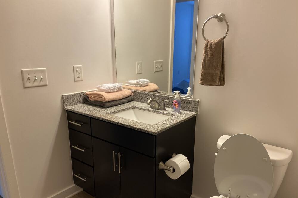 Photo of Bathroom in Derwood