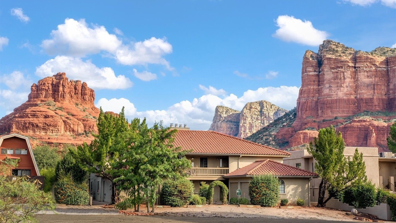 Photo of Outdoor in Oak Creek
