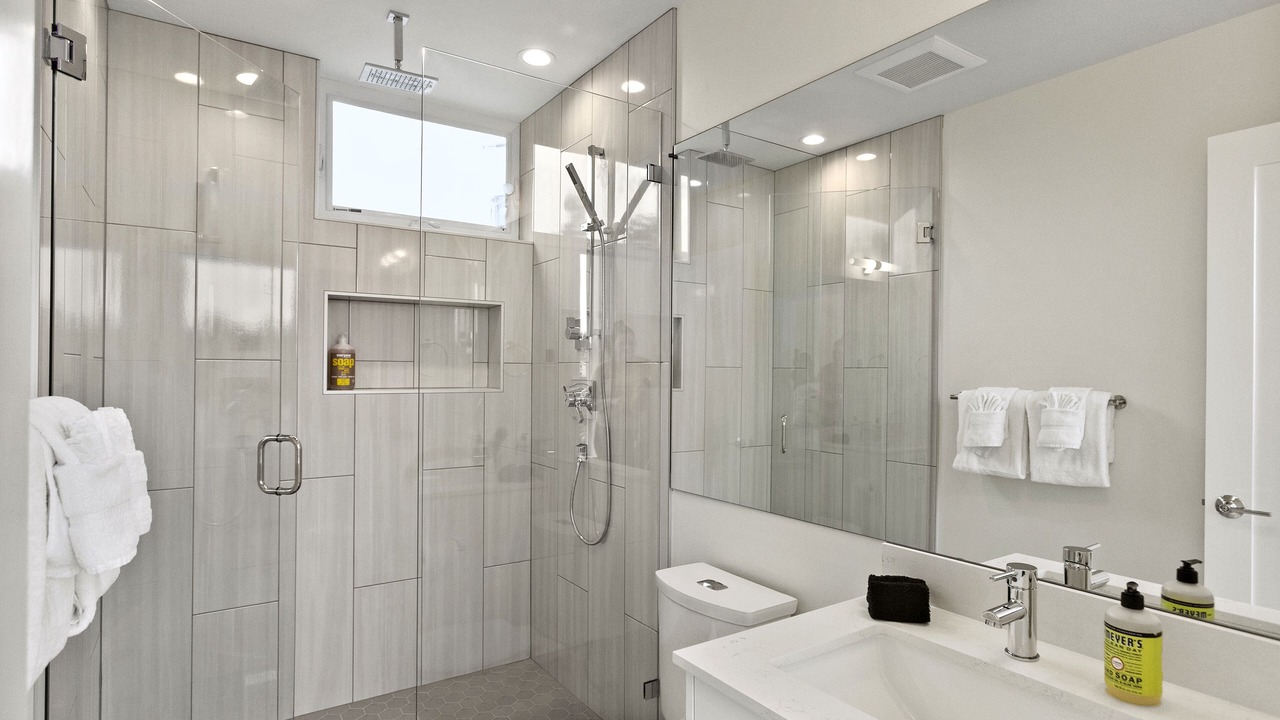 Photo of Bathroom in Crown Hill