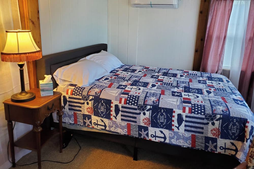 Photo of Bedroom in Evart