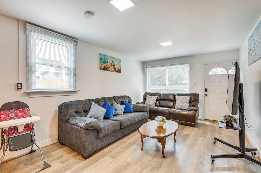 Photo of Bedroom in Glenarden
