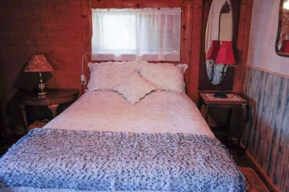 Photo of Bedroom in Cane Beds