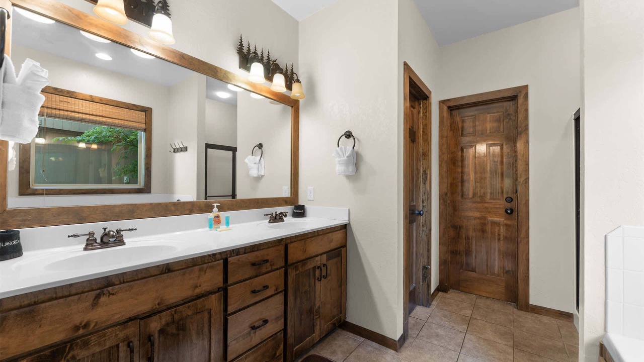 Photo of Bathroom in Hollister
