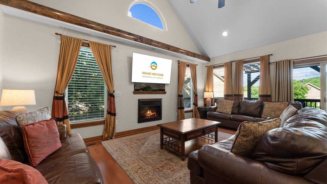 Photo of Livingroom in Hollister