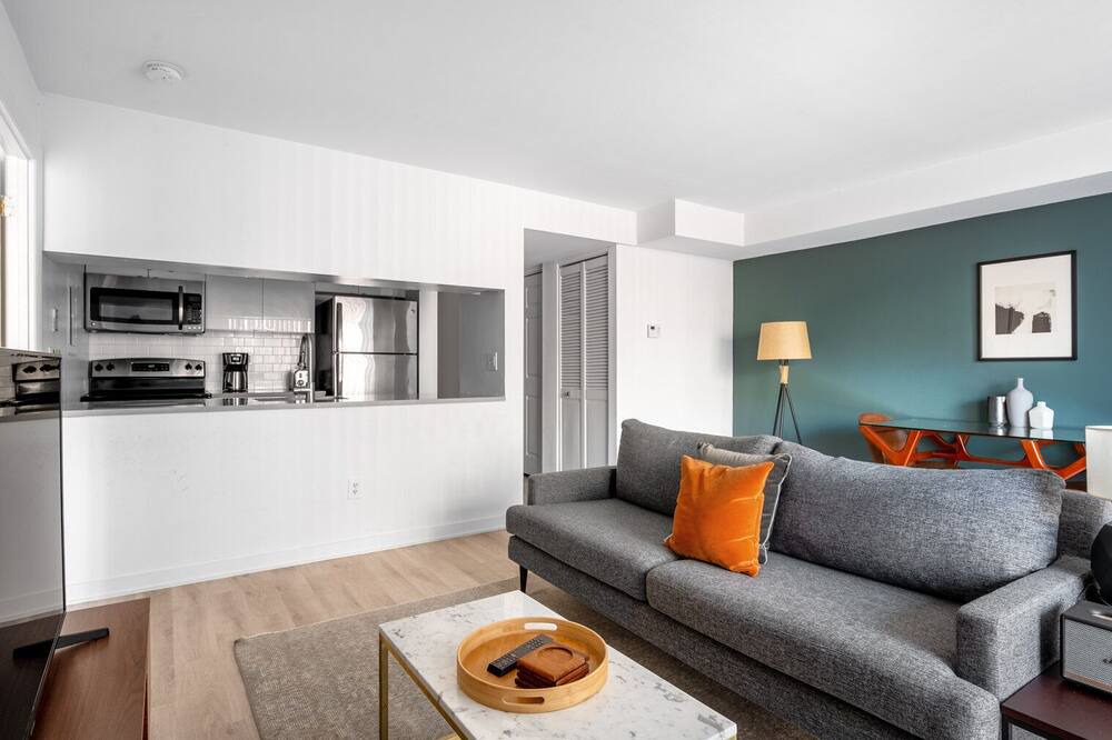 Photo of Livingroom in Foggy Bottom