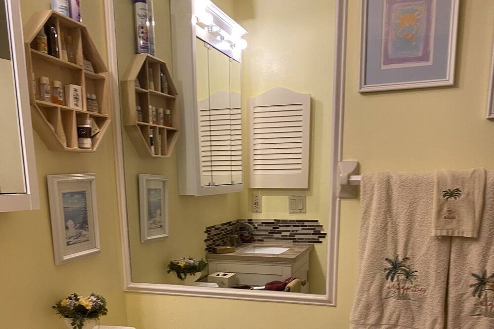 Photo of Bathroom in The Meadows