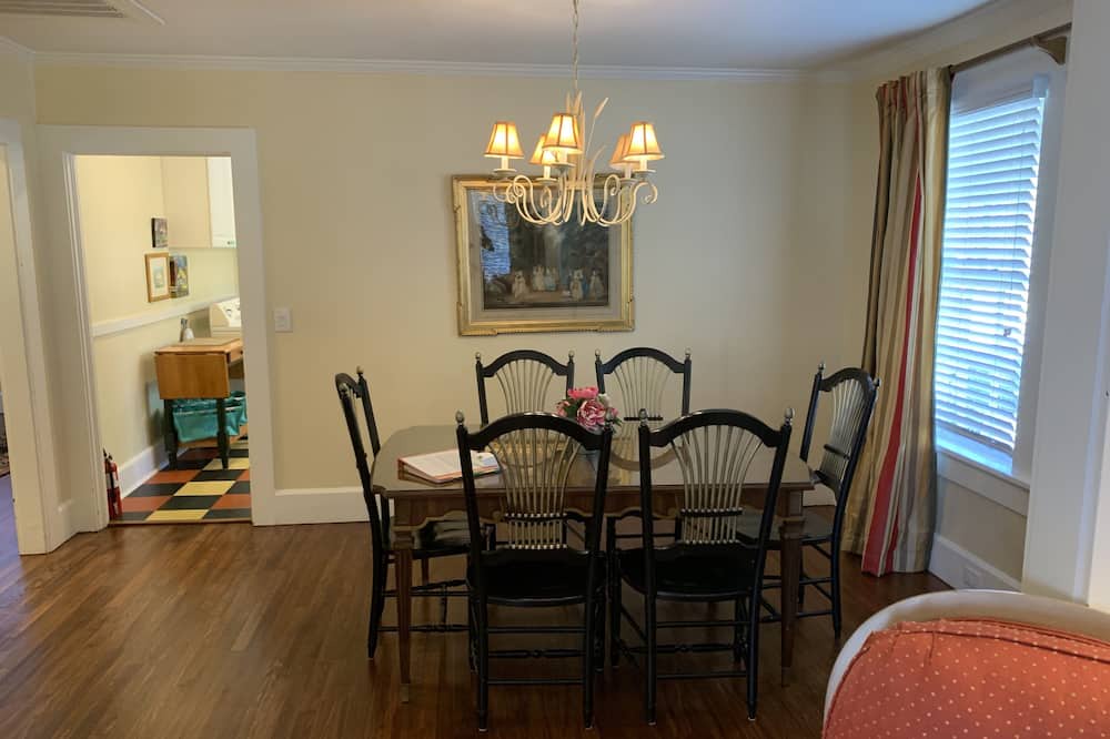 Photo of Kitchen in Historic District