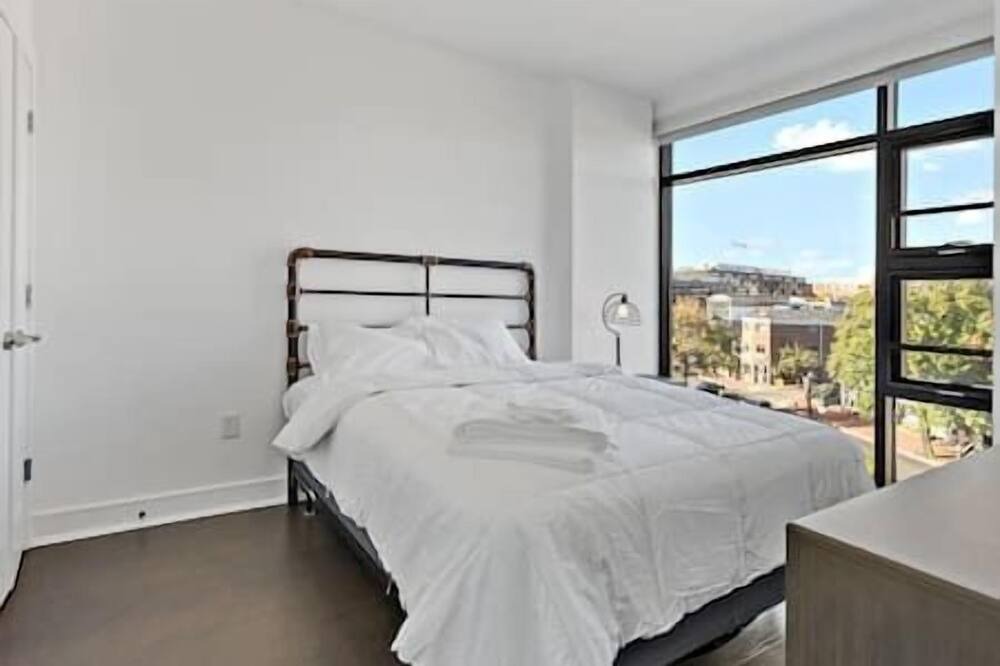 Photo of Bedroom in Shaw