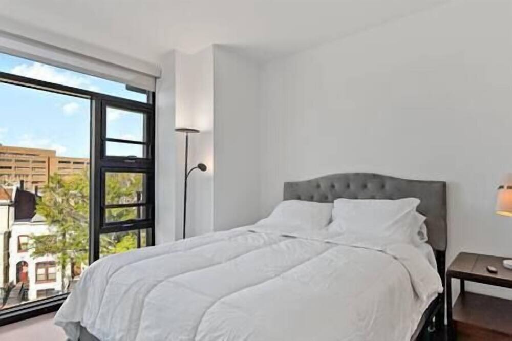 Photo of Bedroom in Shaw