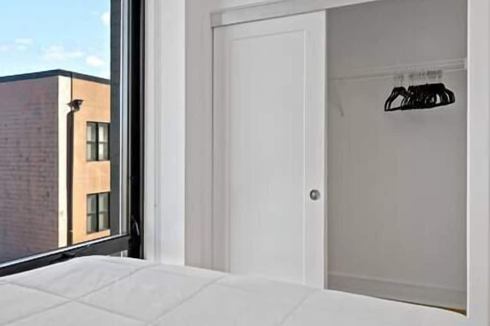 Photo of Bedroom in Shaw