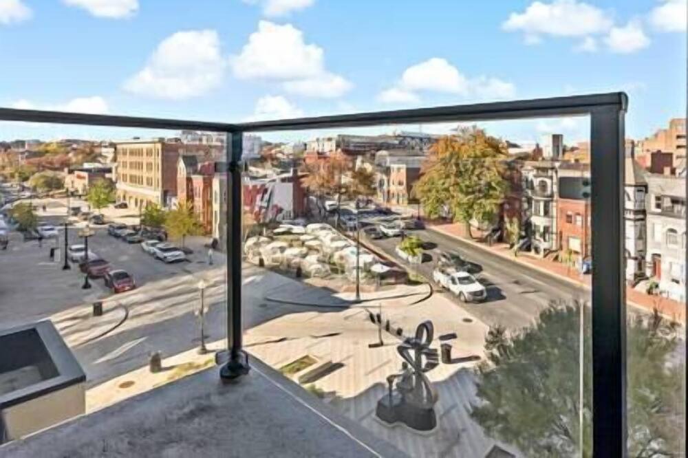 Photo of Outdoor in Shaw
