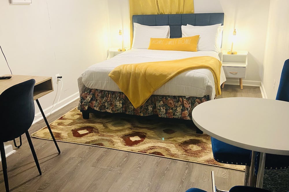 Photo of Bedroom in Wheaton-Glenmont