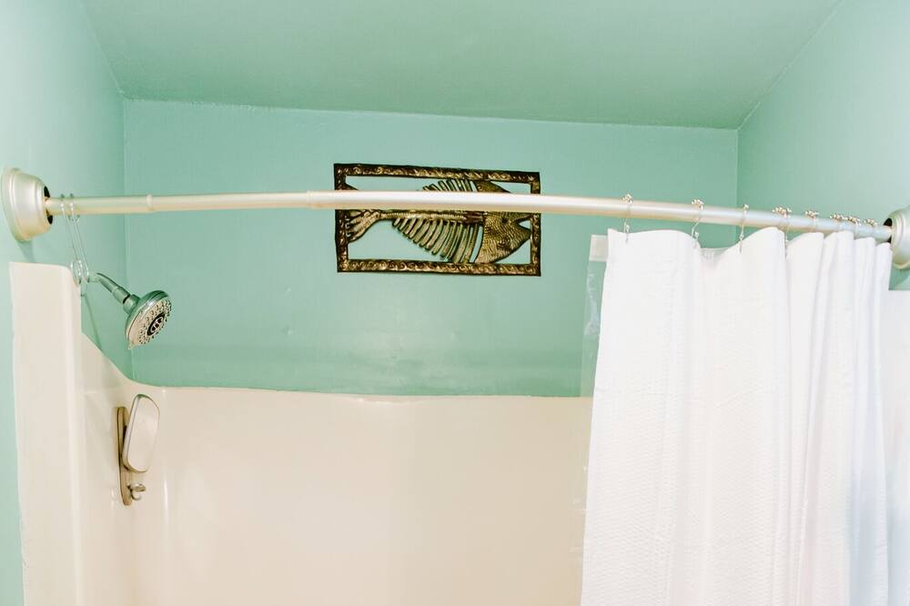 Photo of Bathroom in Salvo