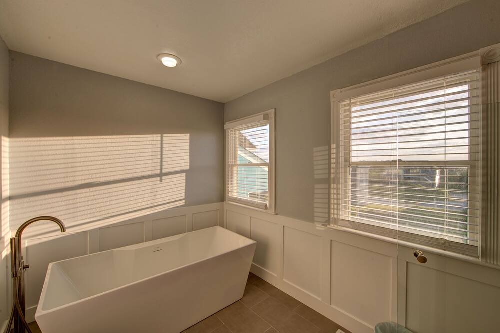 Photo of Bathroom in Tuckahoe