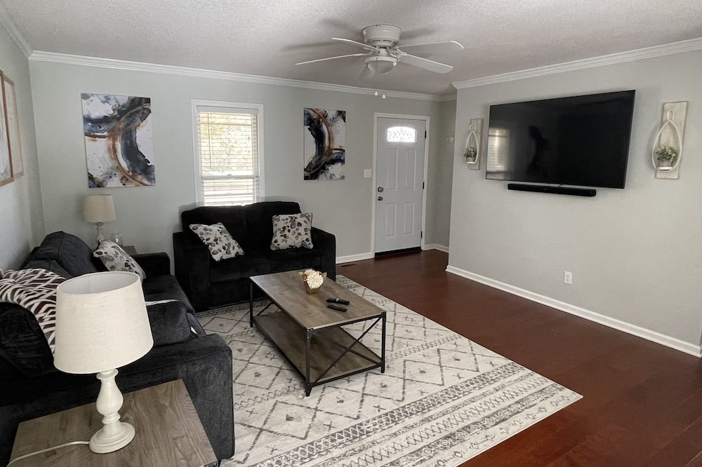 Photo of Livingroom in Johnston County