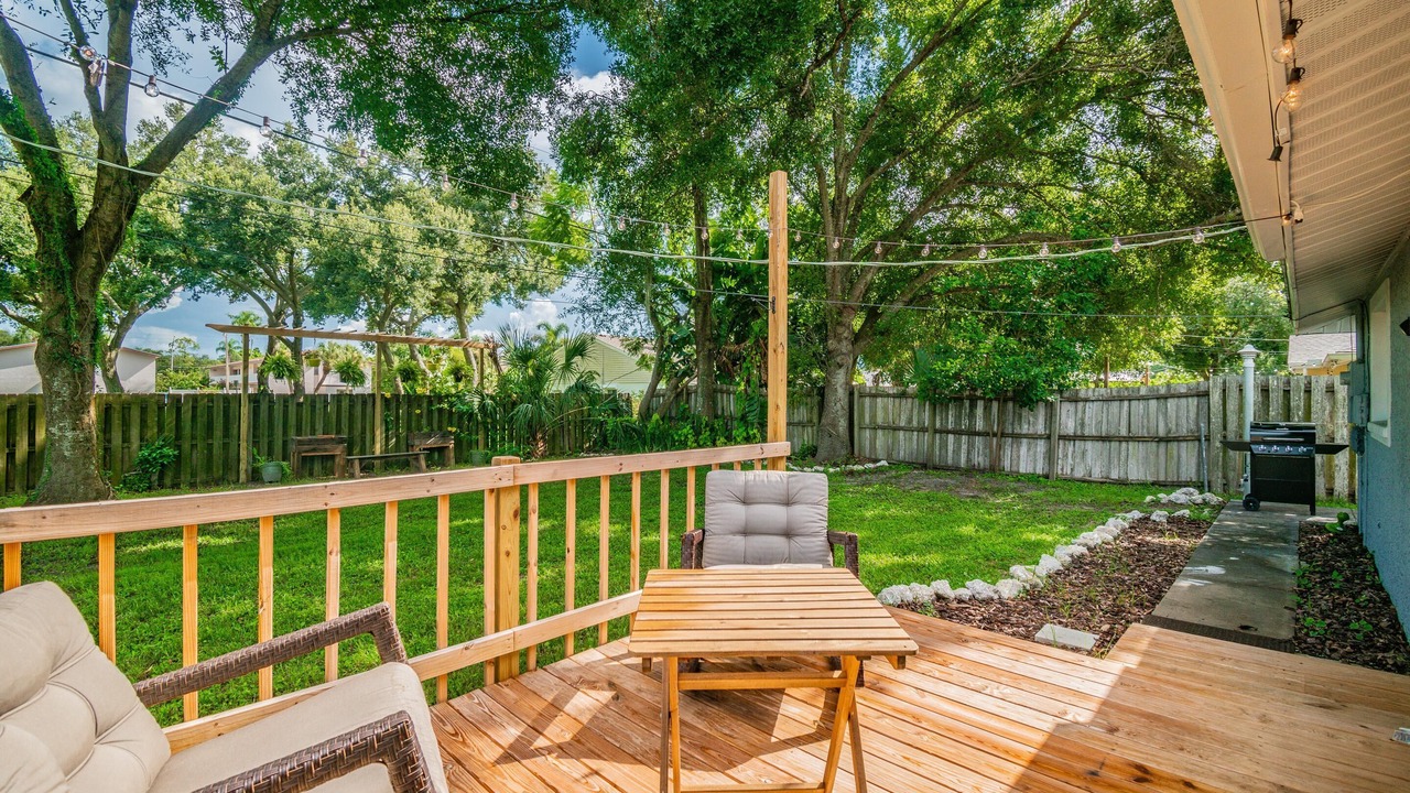 Photo of Outdoor in Gulf Gate Estates