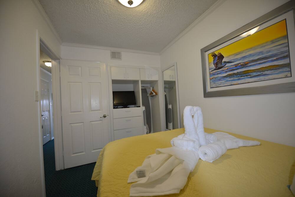 Photo of Bedroom in Galveston