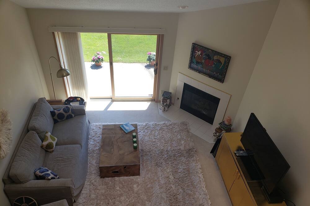 Photo of Livingroom in Suttons Bay