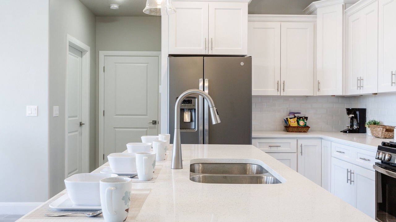 Photo of Kitchen in Hurricane