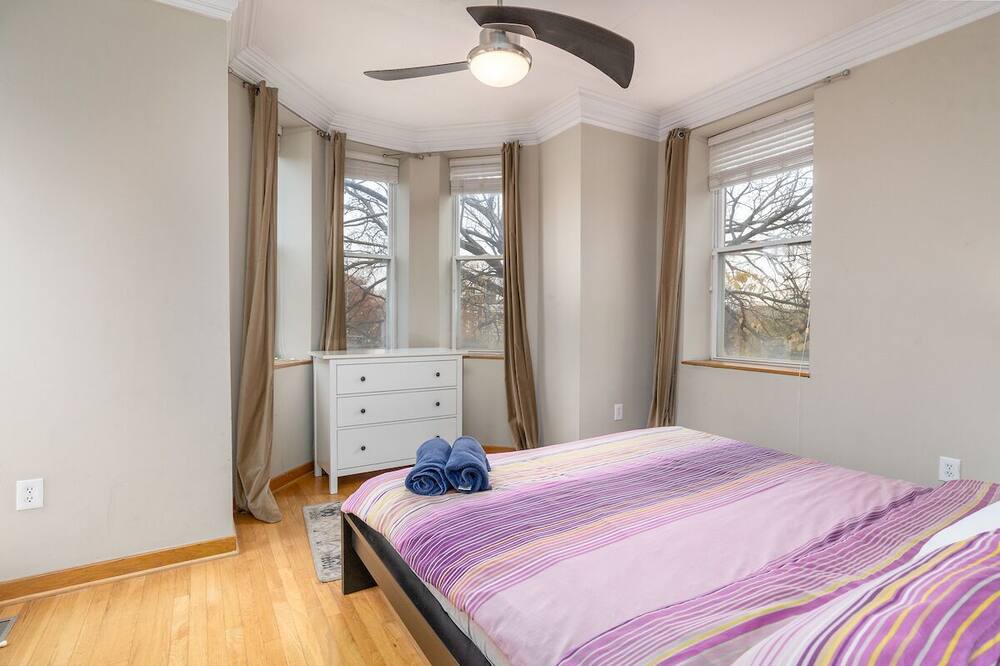 Photo of Bedroom in Shaw