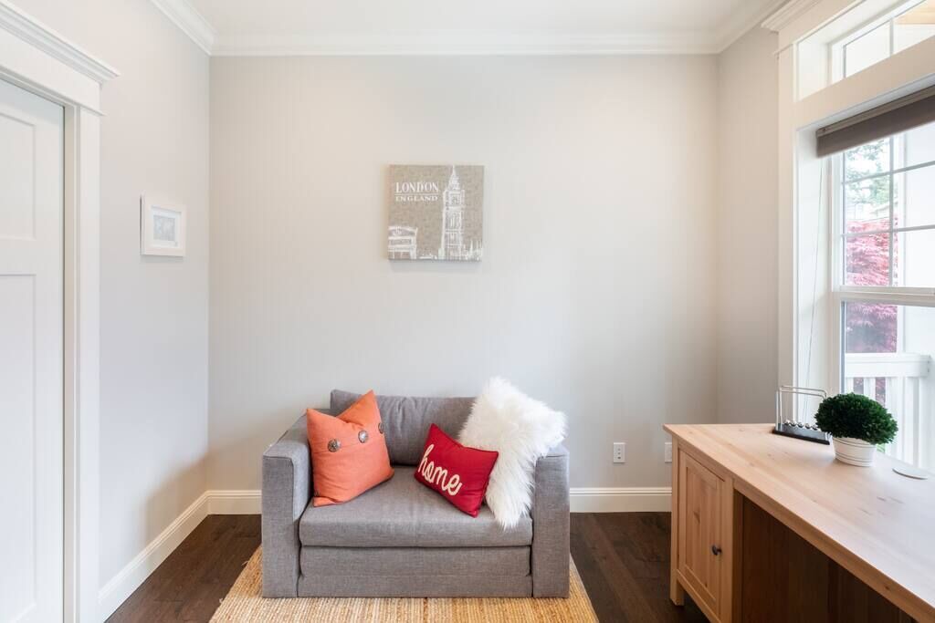Photo of Livingroom in Mercer Island
