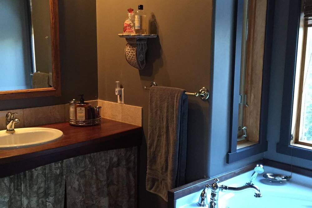 Photo of Bathroom in Fernie