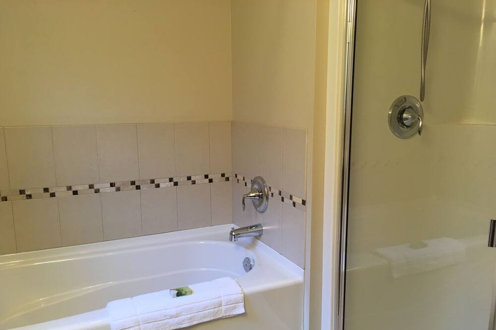 Photo of Bathroom in Regional District of Nanaimo