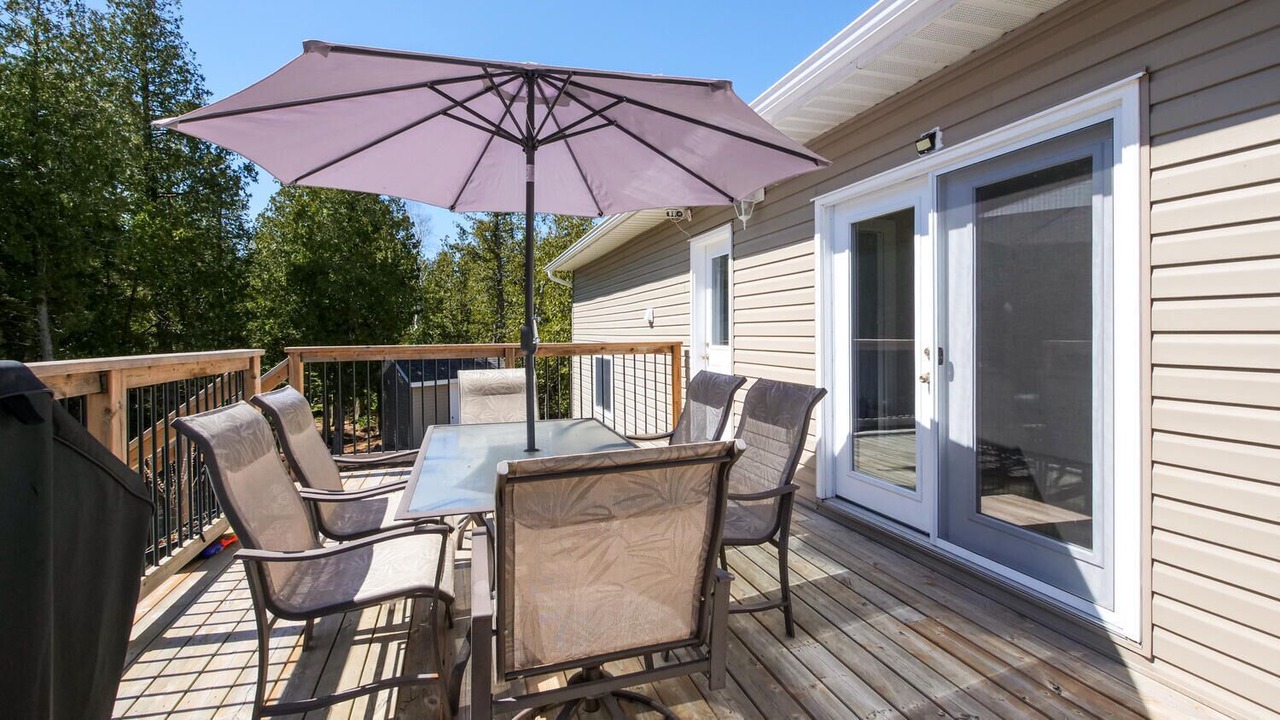 Photo of Outdoor in Lion's Head