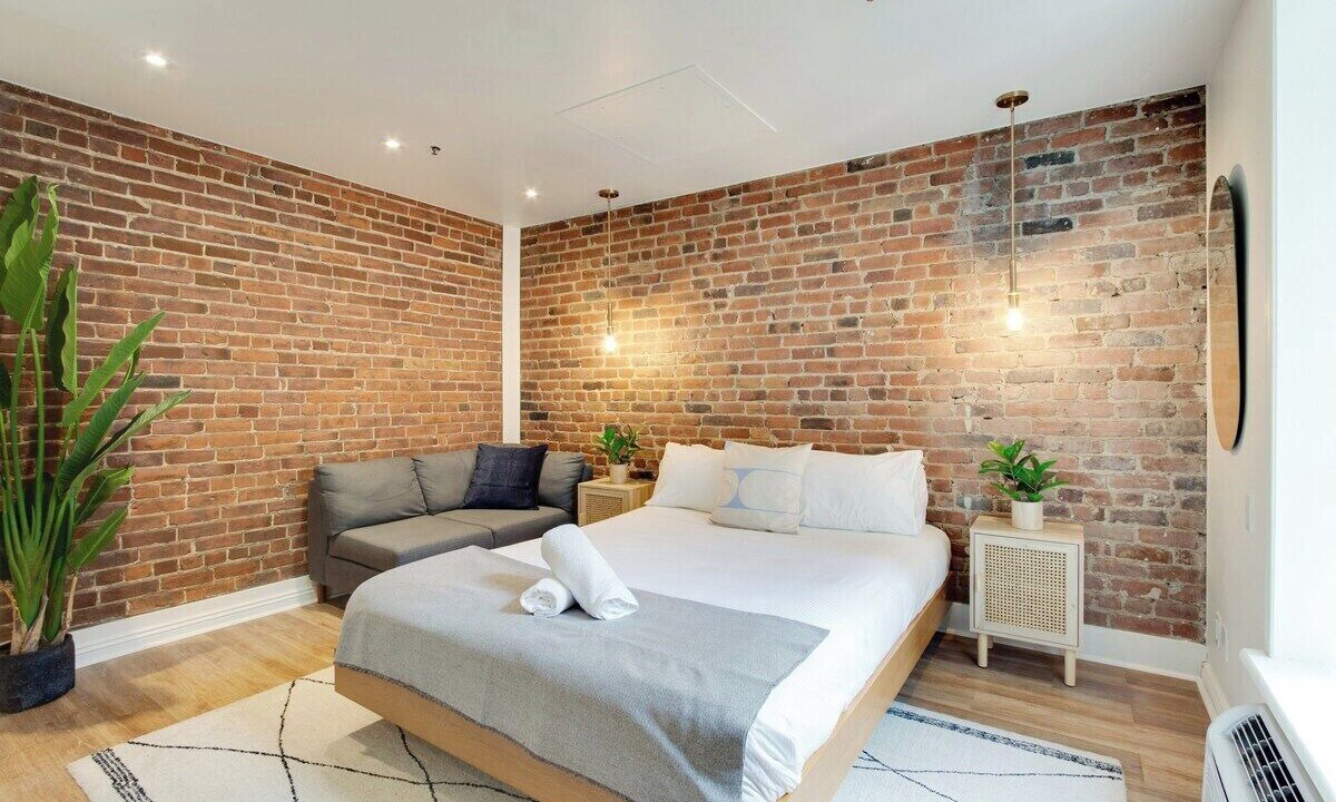 Photo of Bedroom in Latin Quarter
