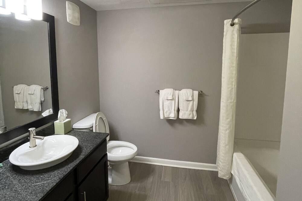 Photo of Bathroom in Polaris