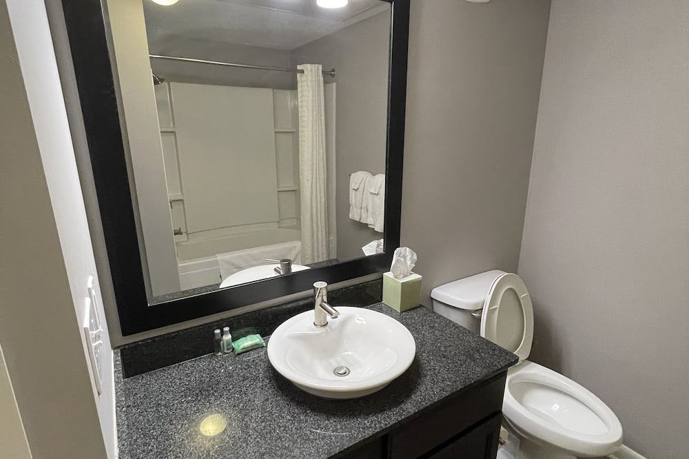 Photo of Bathroom in Polaris