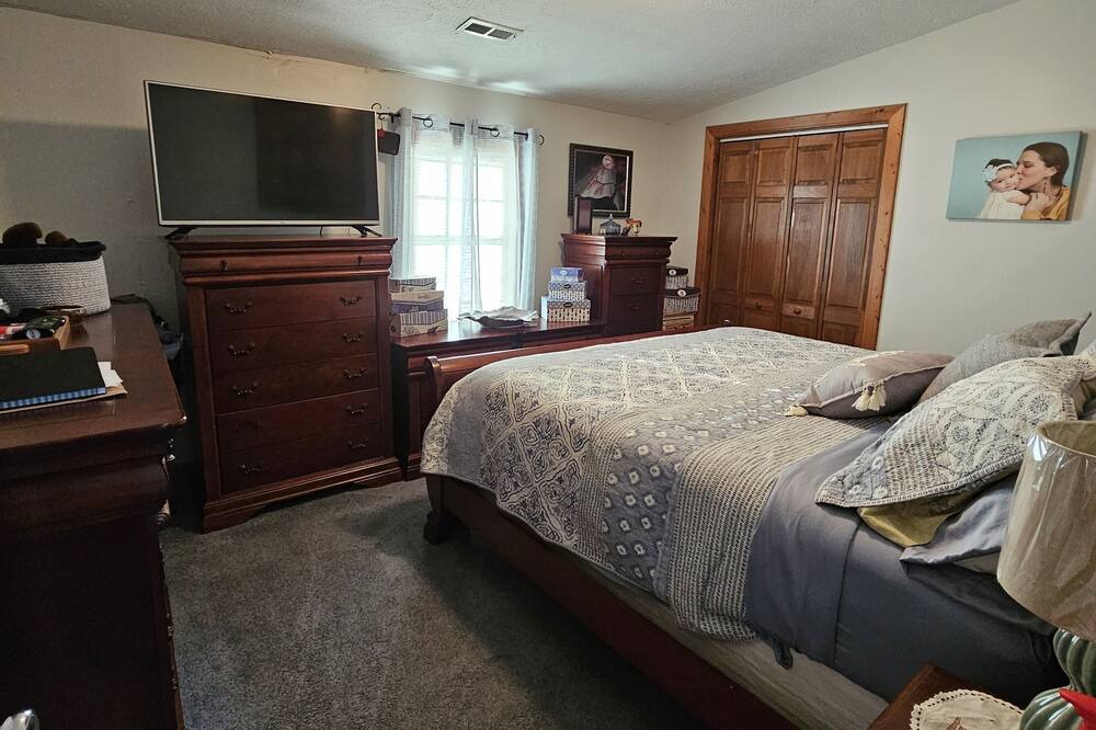 Photo of Bedroom in Conway