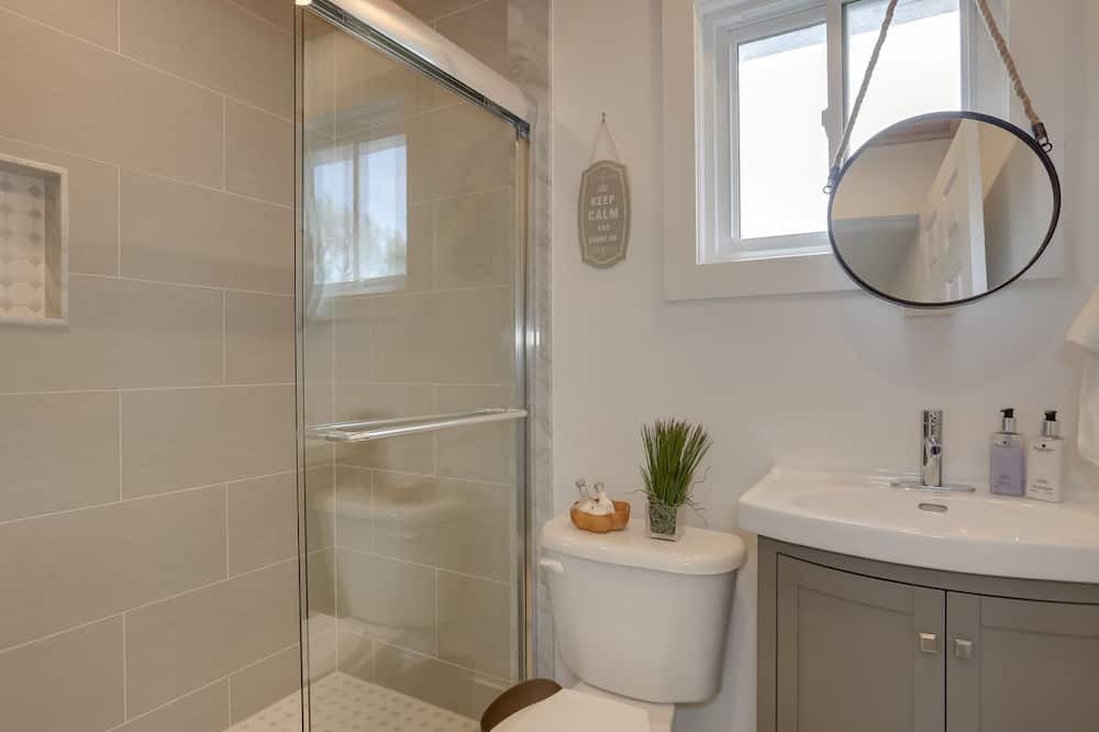 Photo of Bathroom in The Blue Mountains