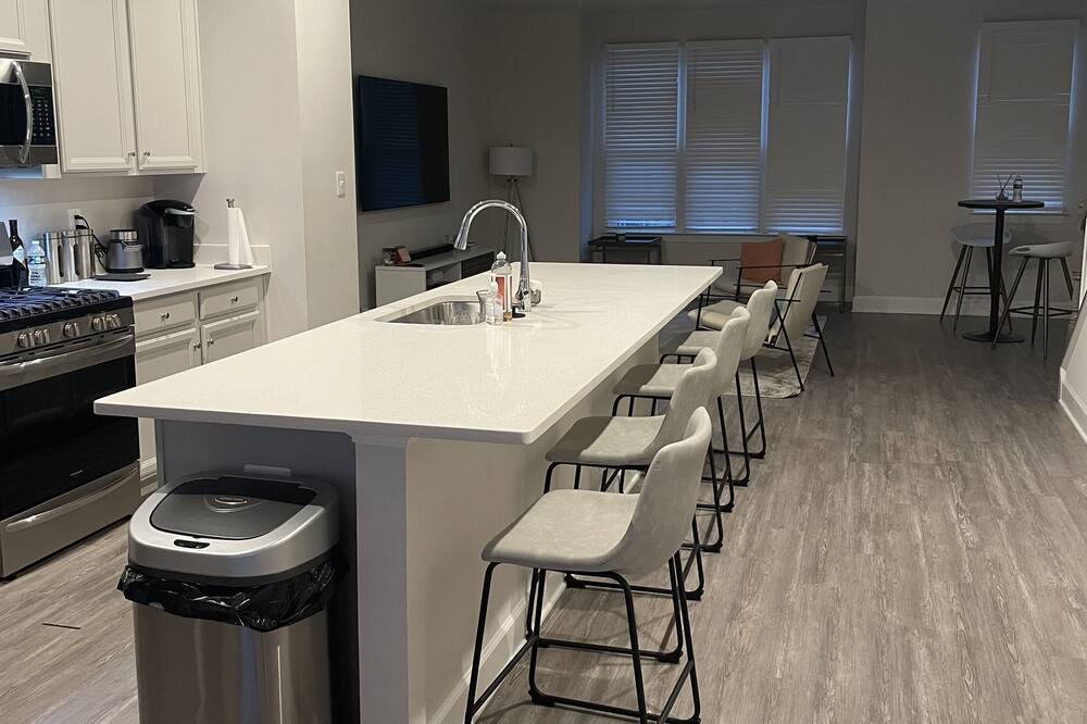Photo of Kitchen in Lake Arbor